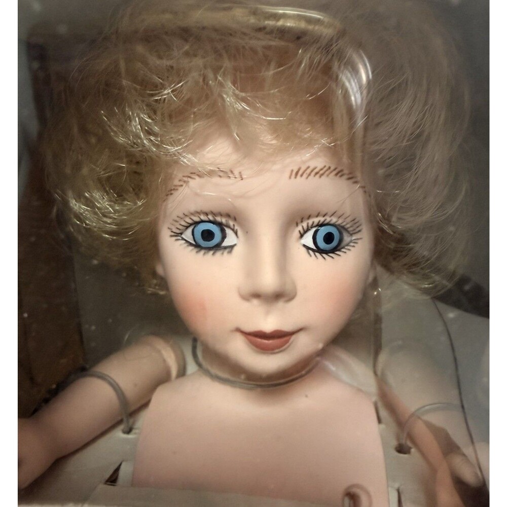Vintage 1991 Fibre Craft Angel Head & Hands Set Vinyl Tree Topper Craft Doll NOS